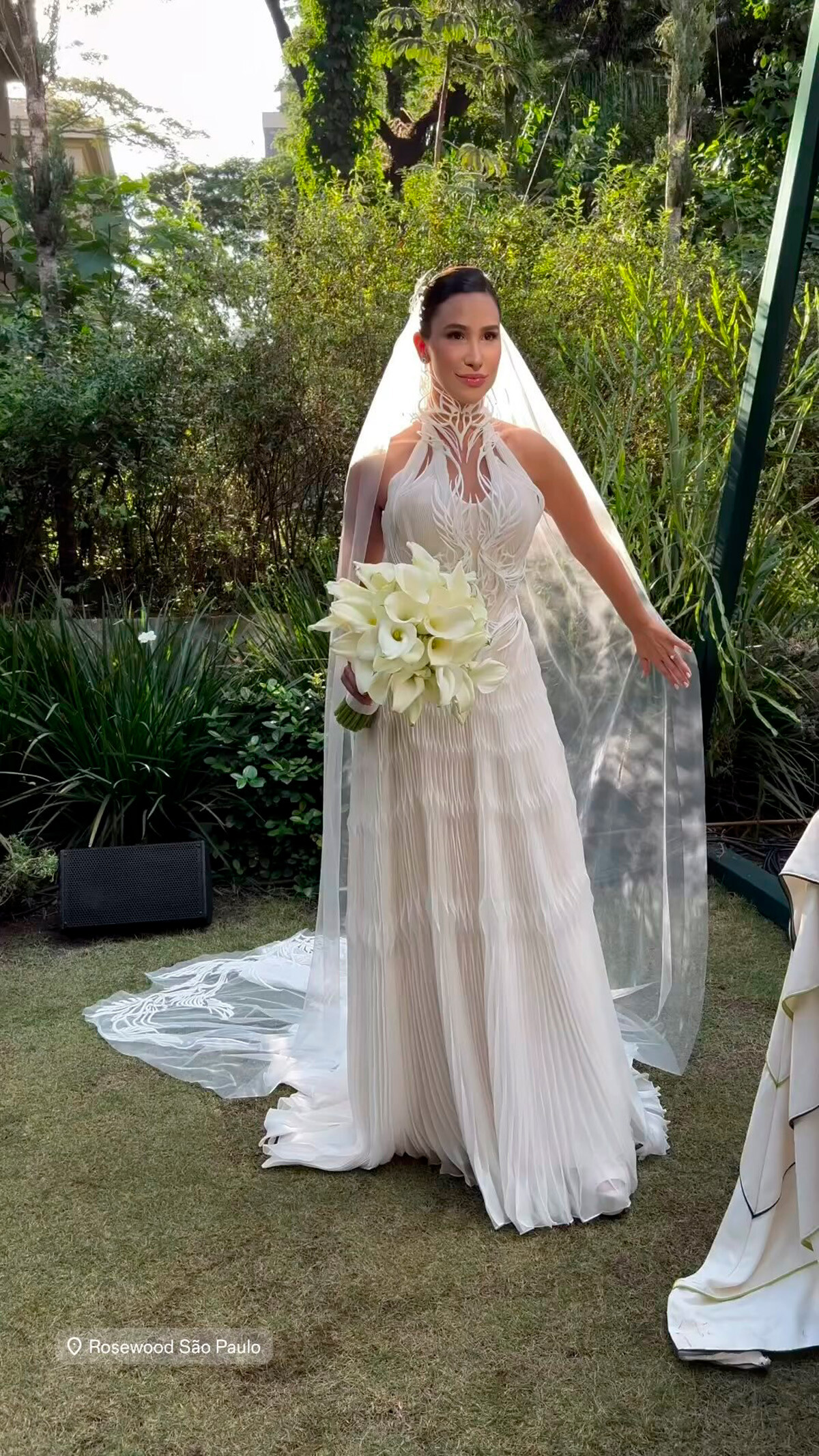 Iris van Herpen напечатала свадебное платье на 3D-принтере