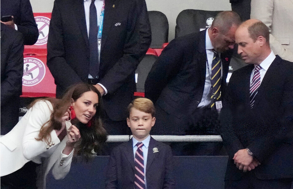 Кейт Миддлтон, принц Джордж и принц Уильям 2021г.