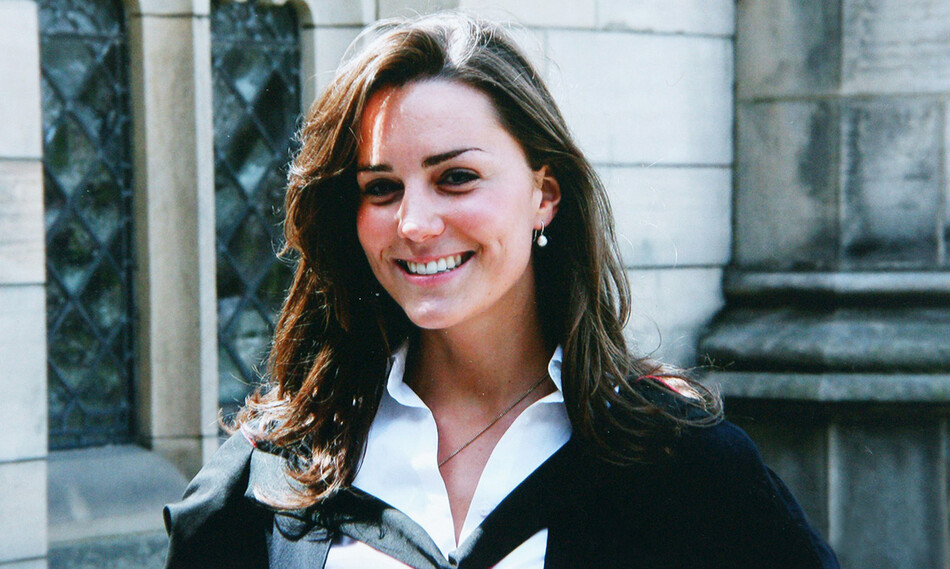 Кейт Миддлтон в день выпускного в Университете Святого Андрея в Сент-Эндрюс 23 июня 2005 года в Шотландии