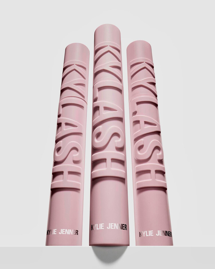 Kylie Cosmetics Kylash Volume