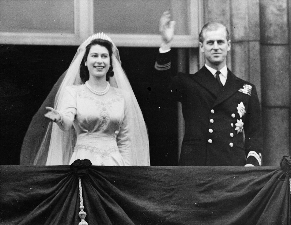 Принцесса Елизавета и принц Филипп в день свадьбы, ноябрь 1947 года