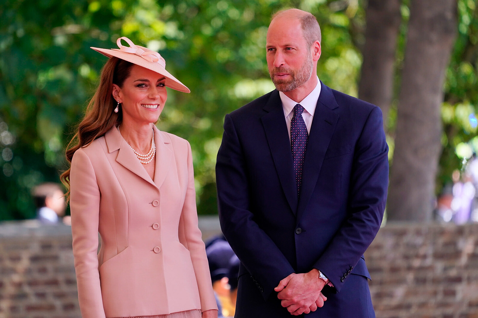 Кейт Миддлтон и принц Уильям поздравили короля Карля III с днём рождения