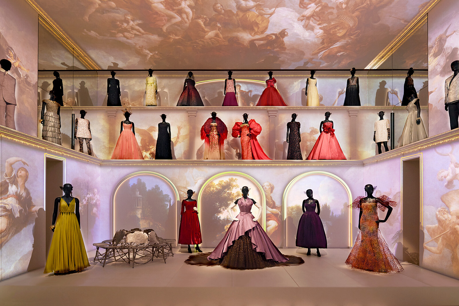 Выставка La Galerie Dior