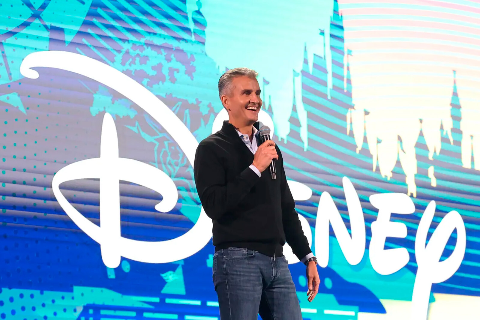 Disney объявили имя нового генерального директора Джоша Д'Амаро