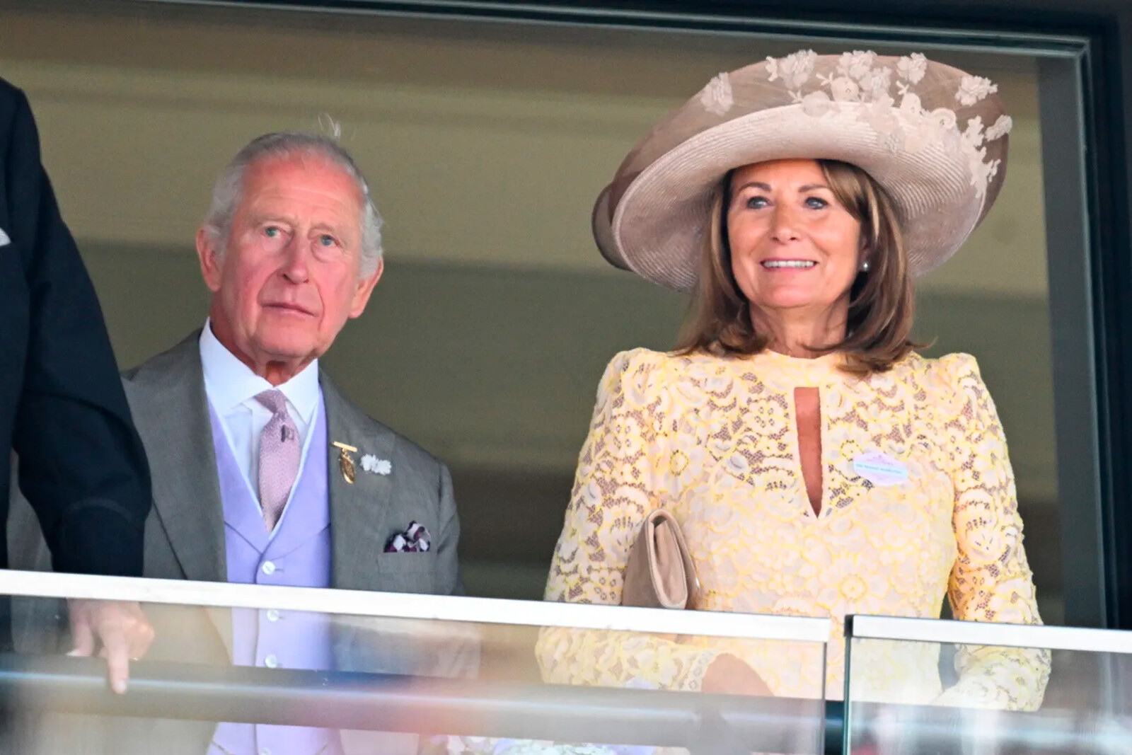 Король&nbsp;Карл III и Кэрол Миддлтон на Королевских скачках&nbsp;Royal Ascot, 2025