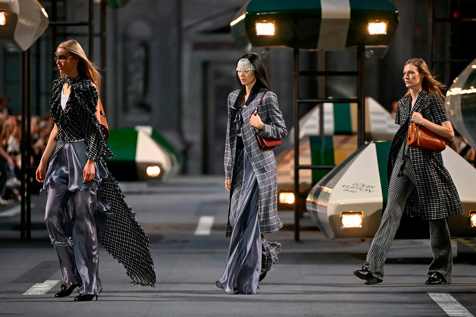 Louis Vuitton весна&ndash;лето 2027