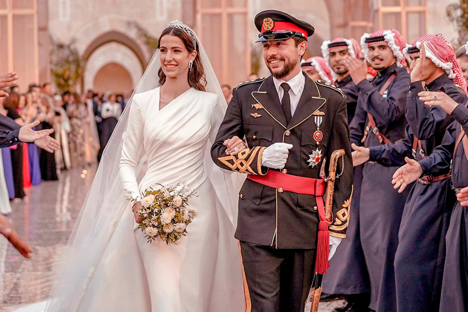 Супруга наследного принца Хусейна получила титул принцессы в день свадьбы