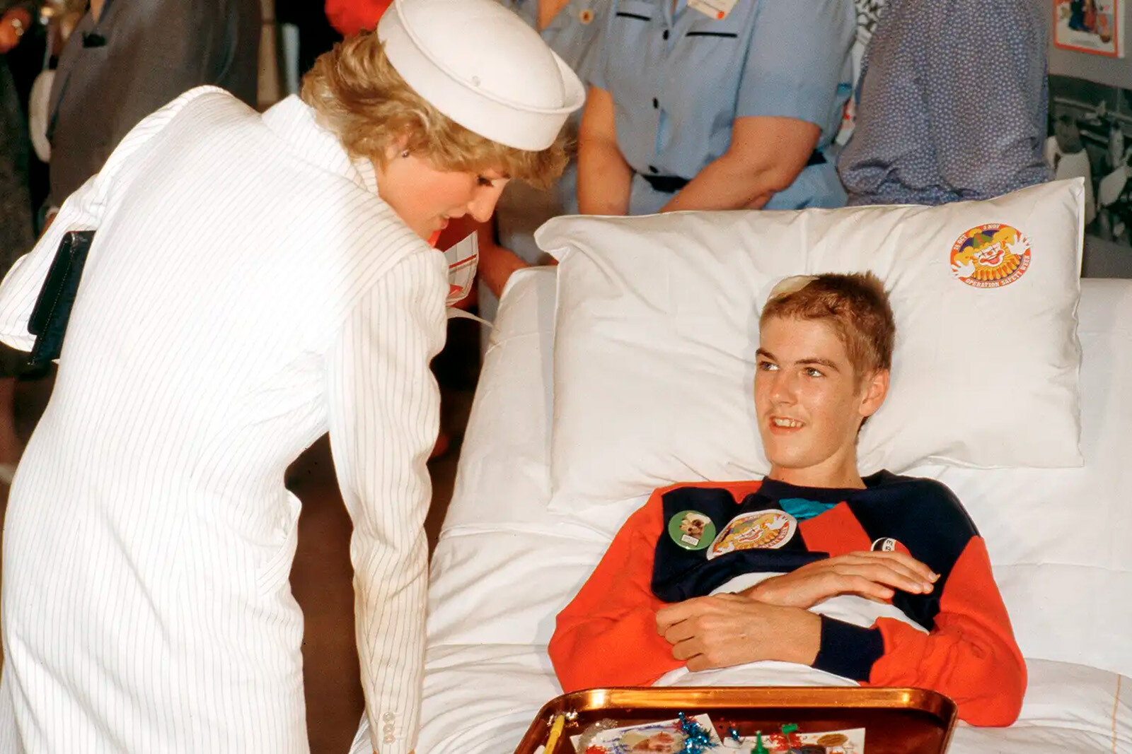 Принцесса Диана посещает детскую больницу в Мельбурне, Австралия, в октябре 1985 года