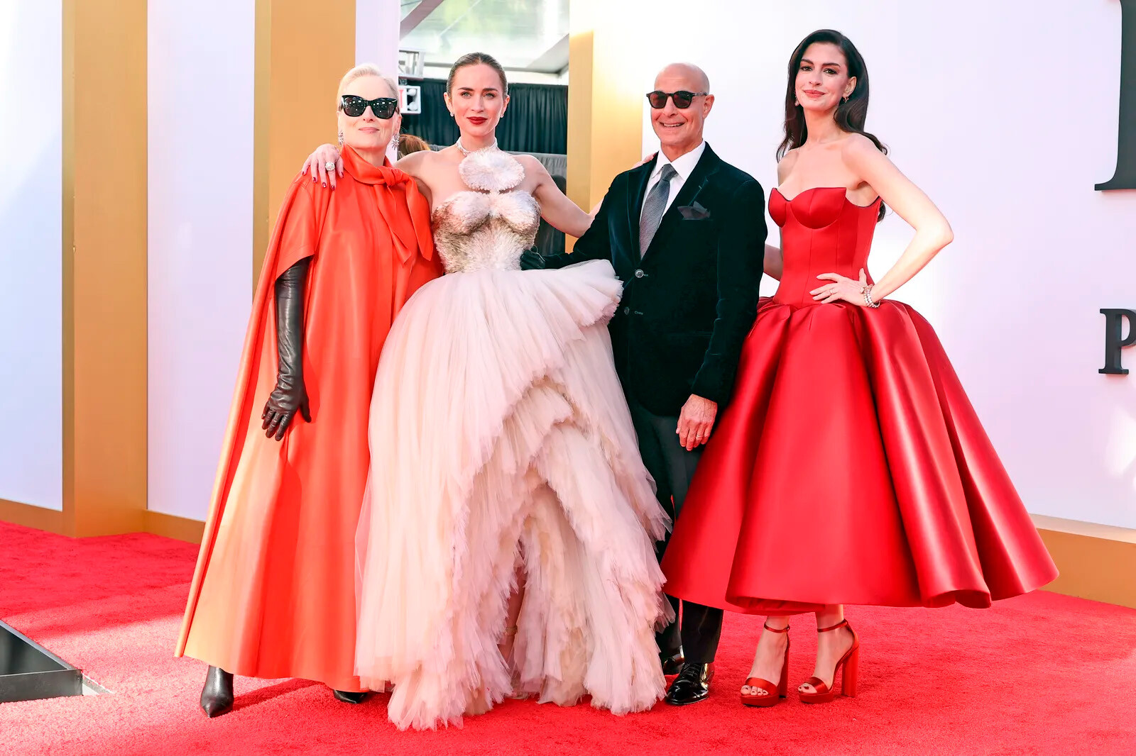 Энн Хэтэуэй, Стэнли Туччи, Мерил Стрип и Эмили Блант на нью-йоркской премьере фильма &laquo;&nbsp;Дьявол носит Prada 2&raquo;, 2026