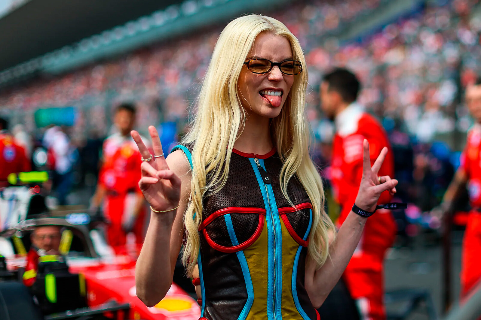 Аня Тейлор-Джой сменила образ принцессы Пич на винтаж