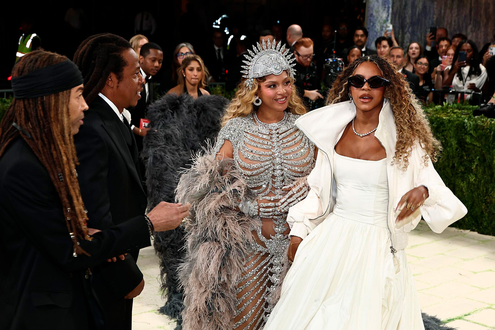 Тай Хантер,&nbsp;Джей Зи,&nbsp;Бейонсе и Блю Айви Картер на Met Gala 2026