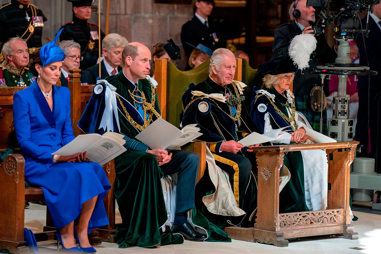 Король Карл III и королева Камилла с принцем Уильямом и Кейт Миддлтон на коронации в&nbsp;Шотландии