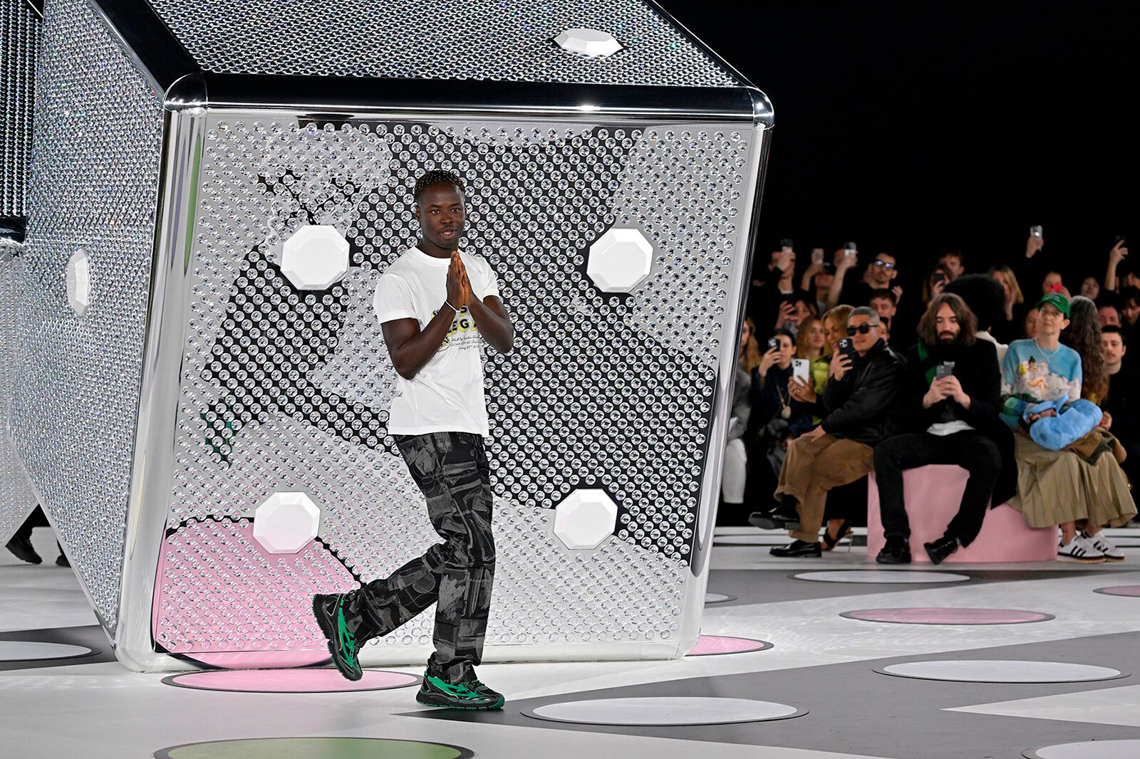 Иб Камара покинул пост креативного директора Off-White