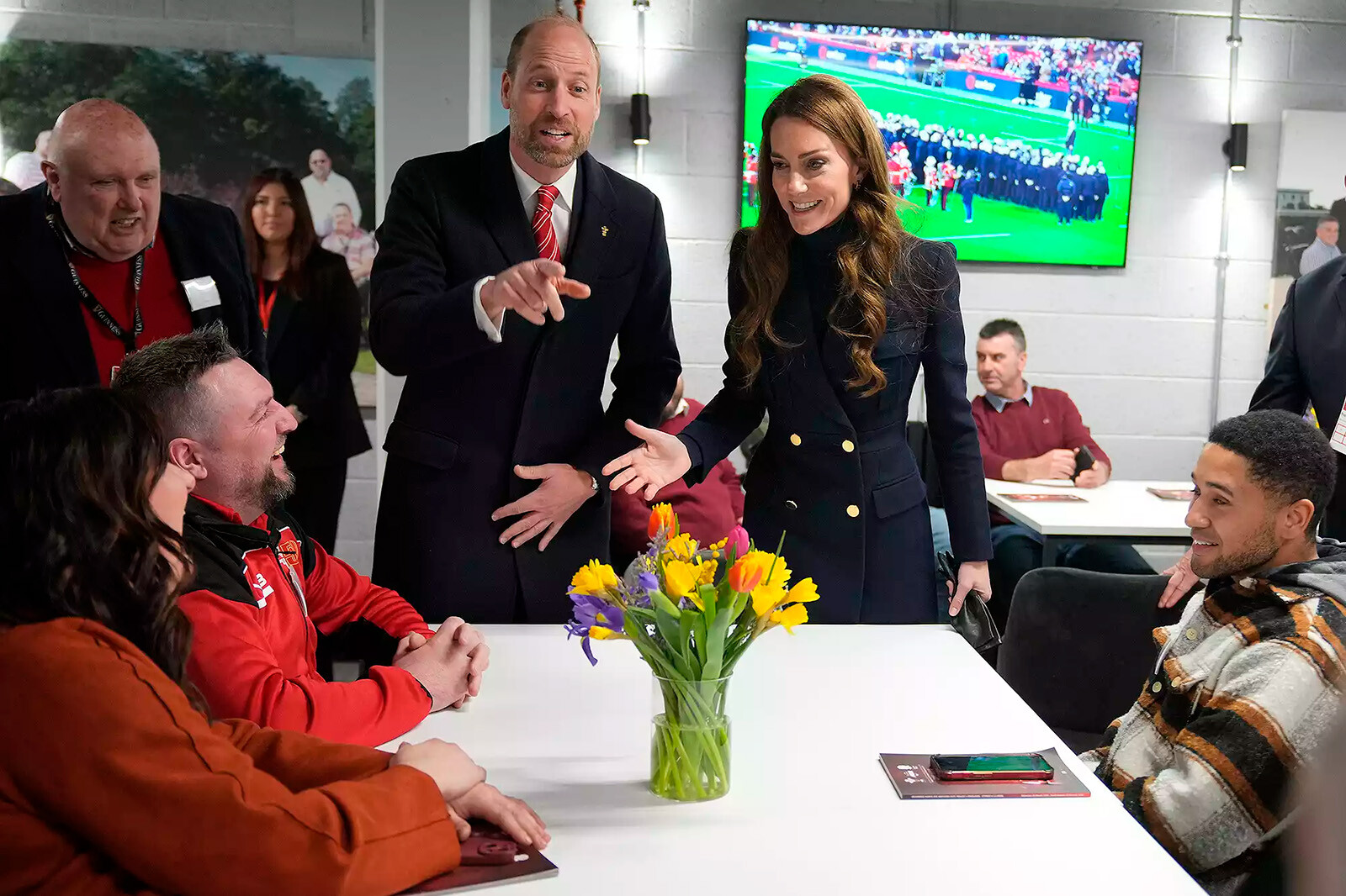 Принц Уильям и Кейт Миддлтон встретятся с травмированными игроками в регби на матче Кубка шести наций между Уэльсом и Англией 15 марта 2025 года