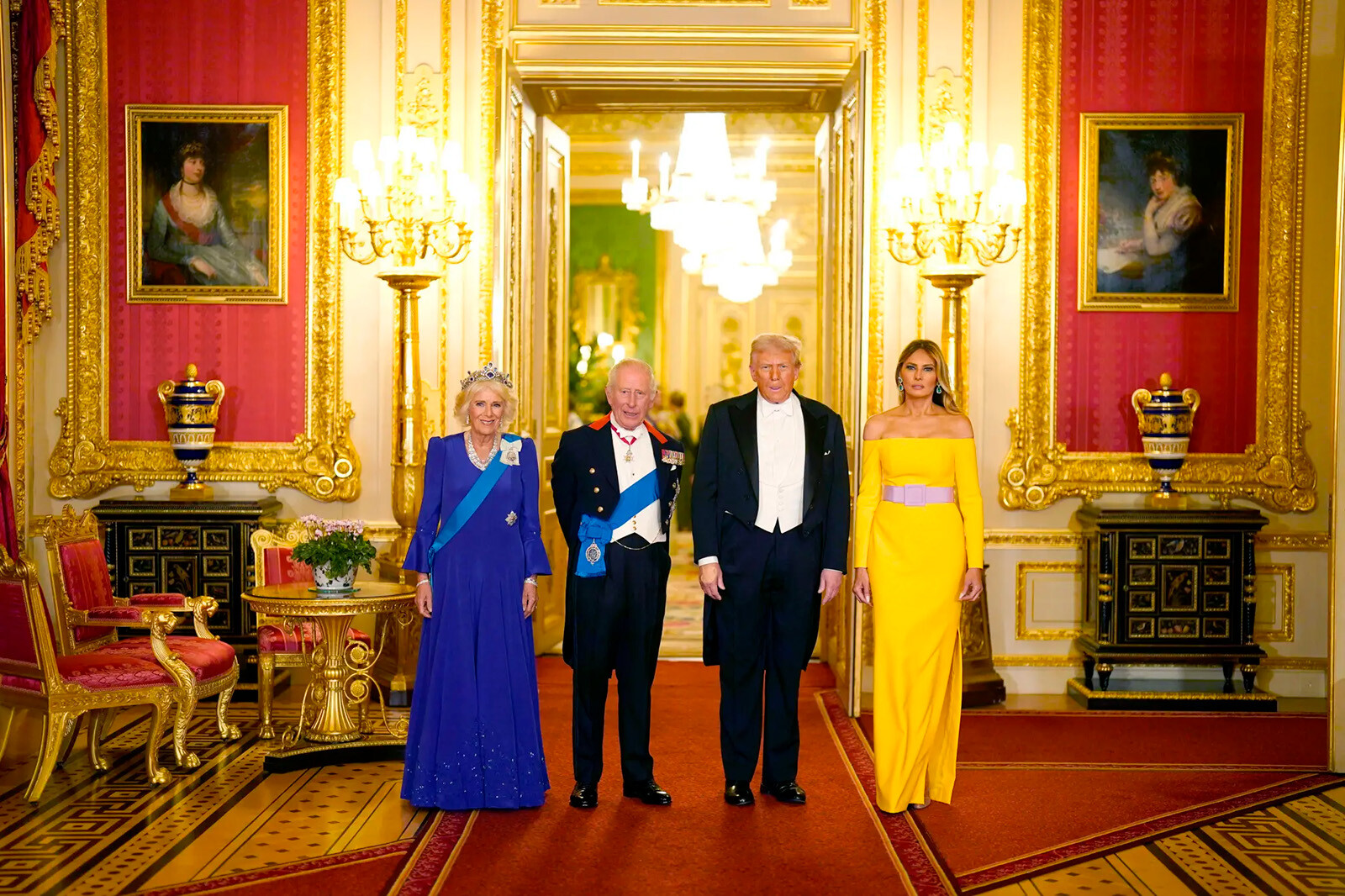 Королева Камилла, король Карл III, Дональд и&nbsp;Мелания Трамп&nbsp;в Виндзорском замке 17 сентября 2025 год