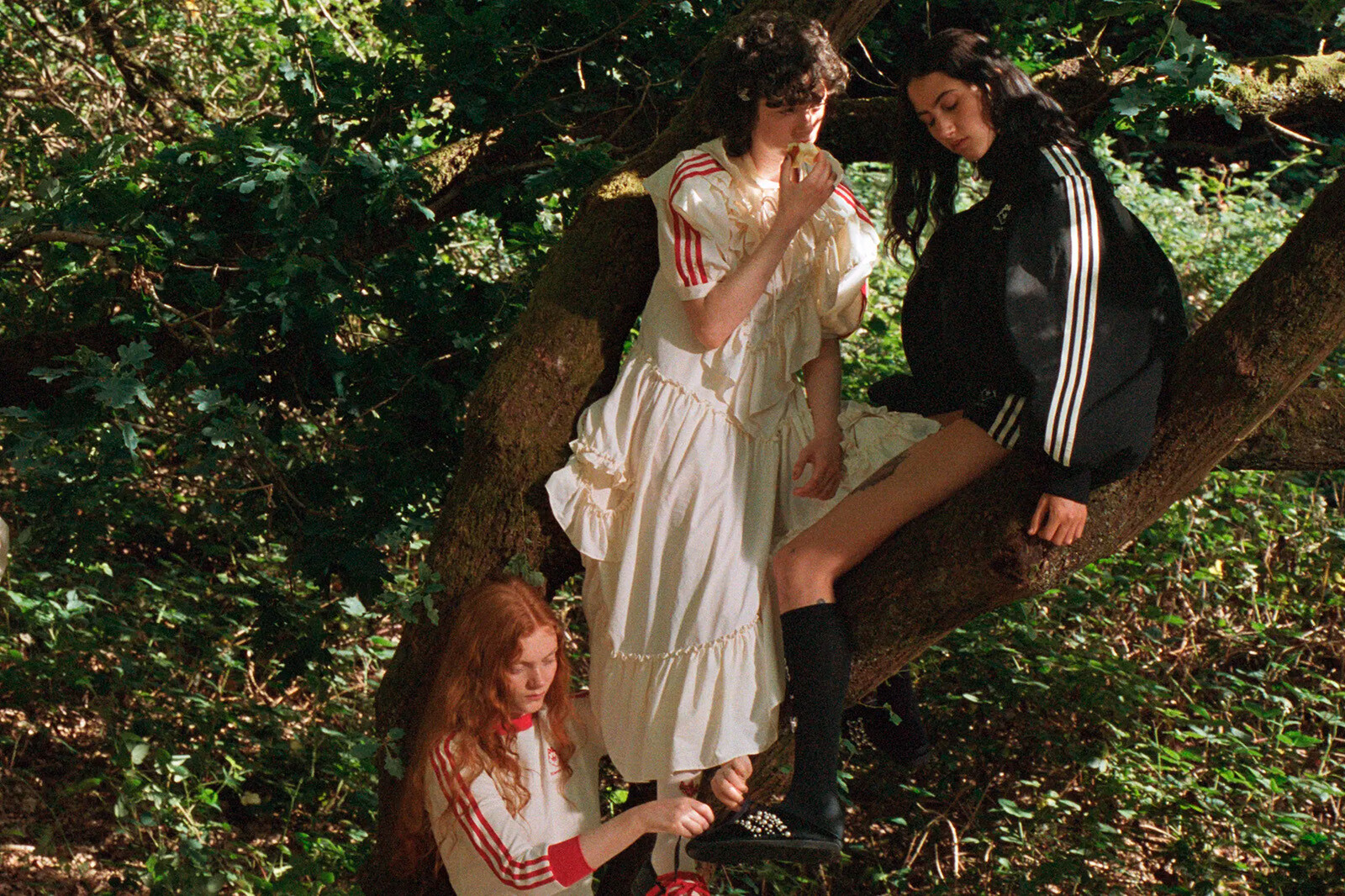 adidas Originals и Simone Rocha выпустили совместную коллекцию осень&ndash;зима 2026