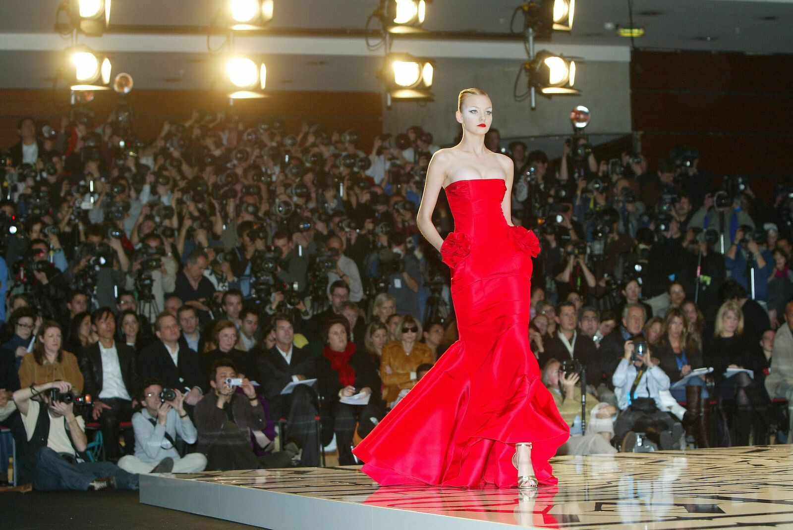 Valentino, коллекция&nbsp;прет-а-порте осень 2004 года