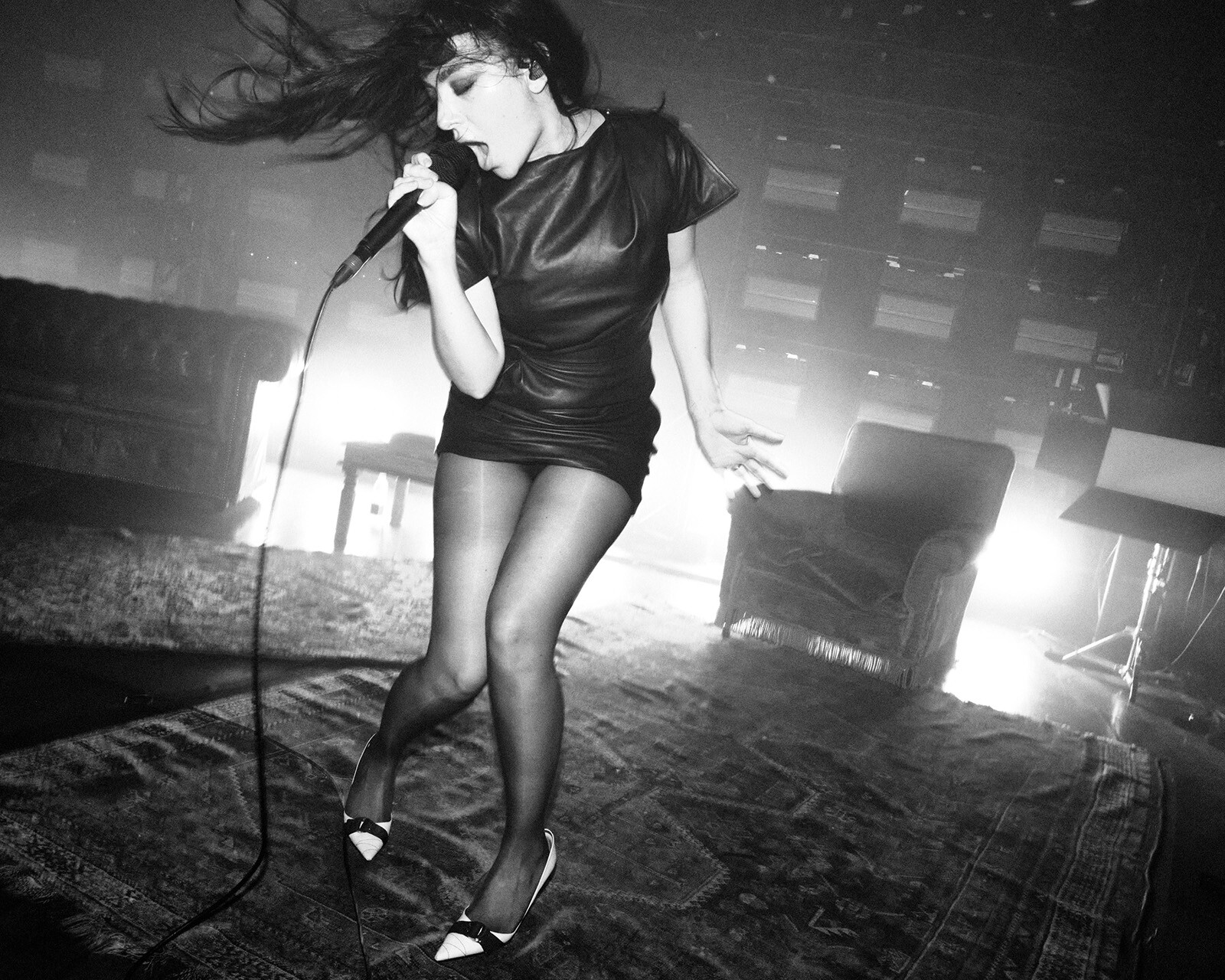 Charli XCX выпустила короткометражный фильм о создании альбома Music, Fashion, Film