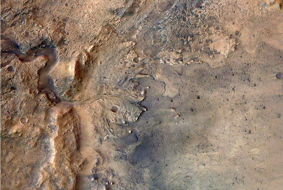 Кратер озера Джезеро на Марсе 