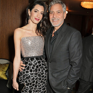 Амаль и Джордж Клуни пожертвовали миллион долларов организациям, борющимся с коронавирусом