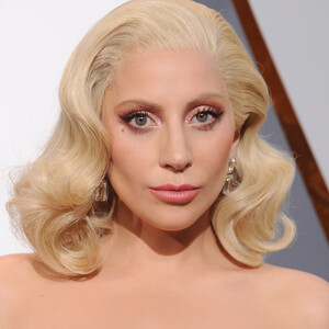 Леди Гага надеется, что её альбом поможет тем, кто пережил насилие