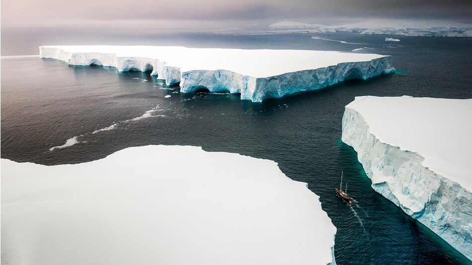 Исследования показали, что ледник &laquo;Судного дня&raquo; в Антарктиде держится из последних сил