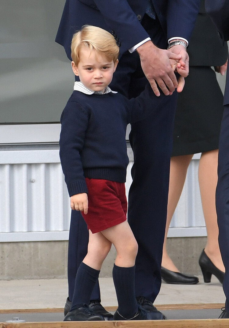 Кейт Миддлтон и принц Уильям не дарят своему старшему сыну Джорджу дорогие подарки
