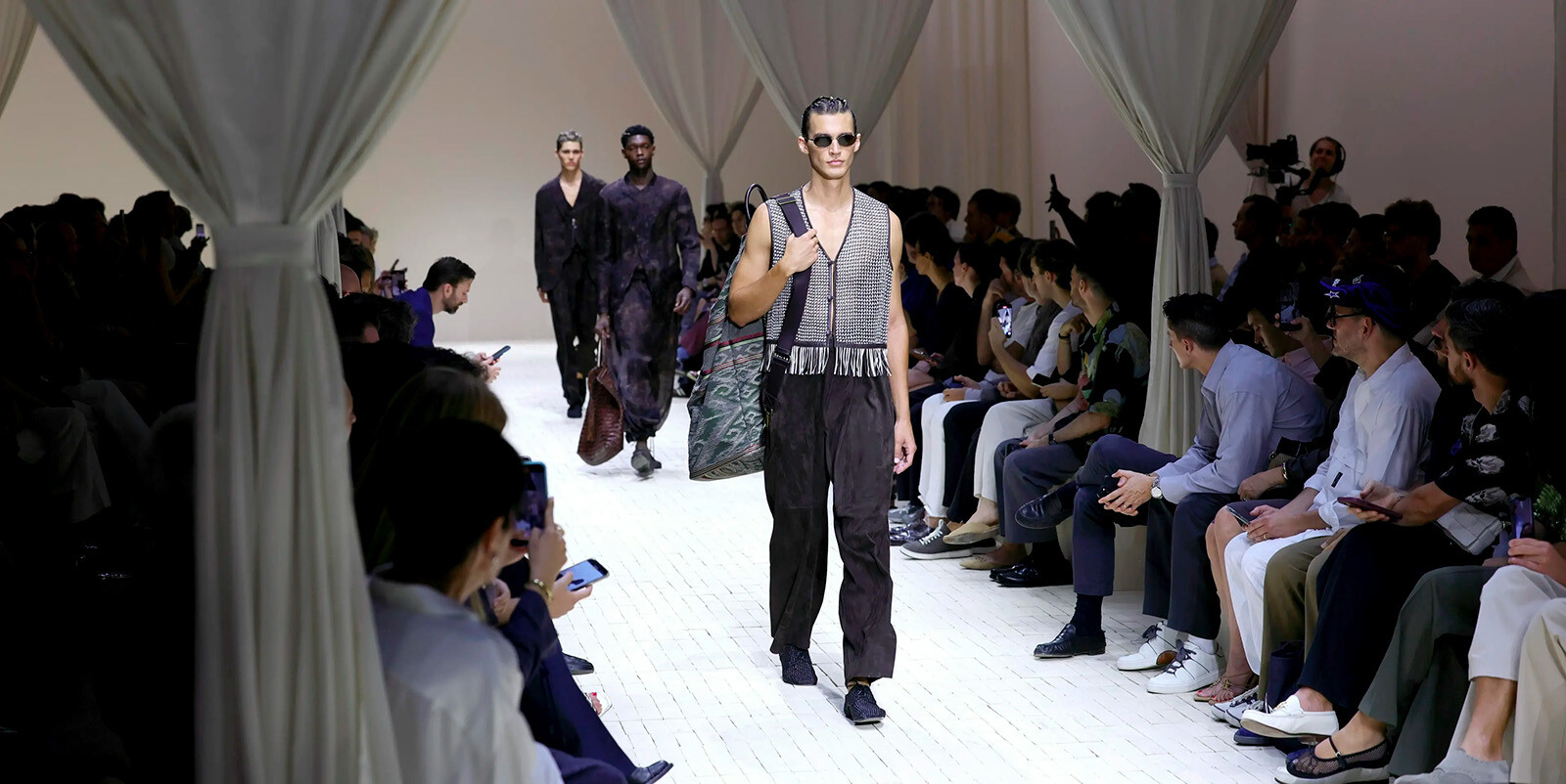 Emporio Armani отказался от участия в мужских Неделях моды в Милане