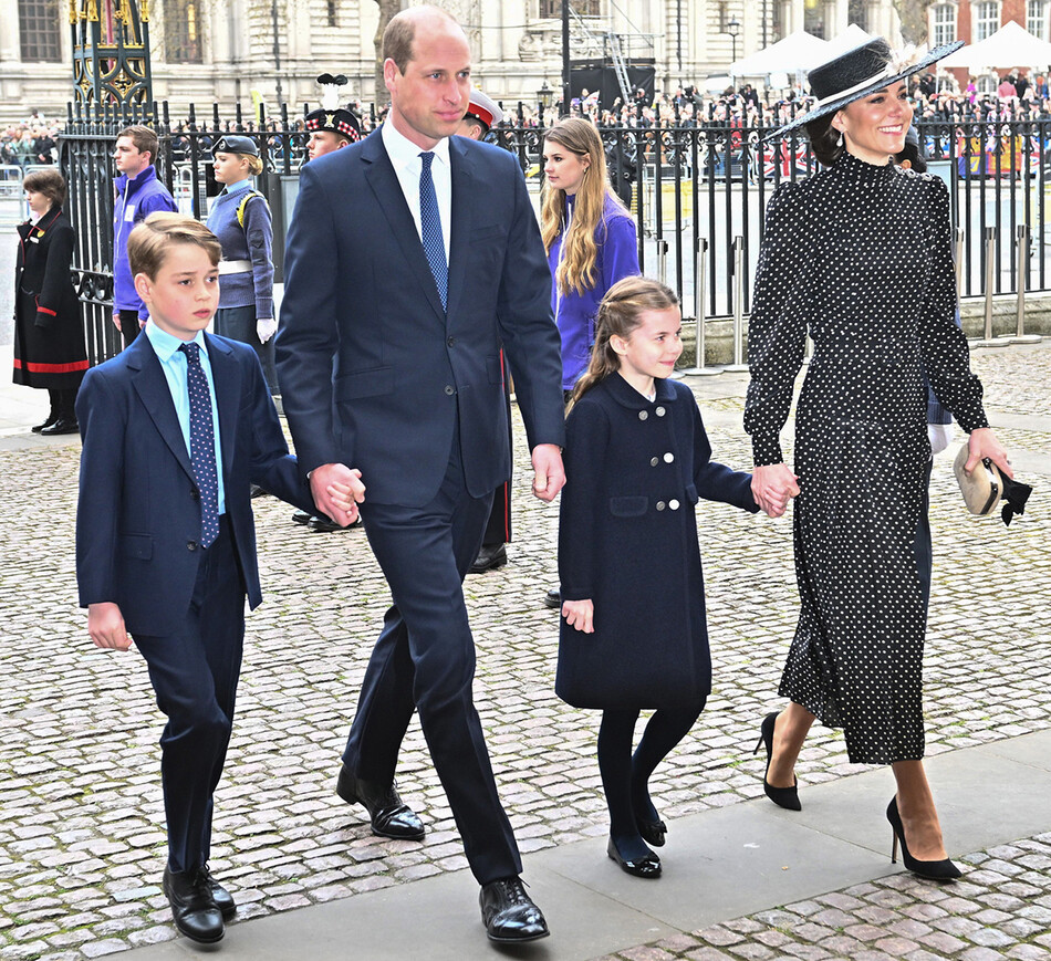 Принц Джордж и принцесса Шарлотта появились на Службе памяти в честь принца Филиппа, 2022