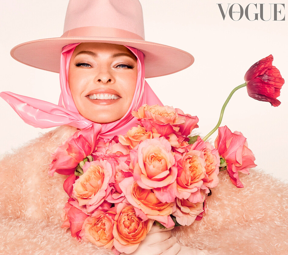 Линда Евангелиста триумфально вернулась на обложку британского Vogue