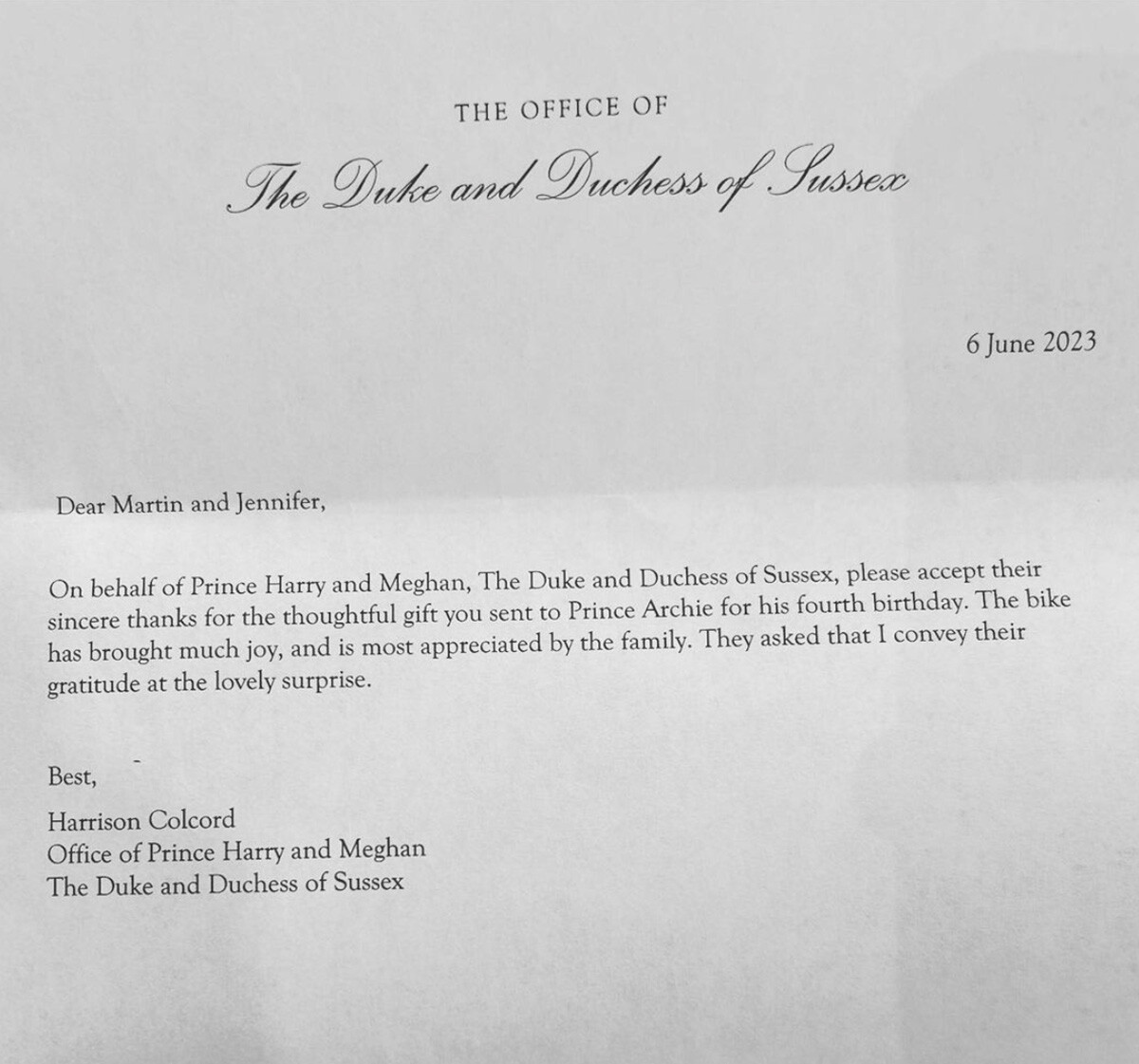 Благодарственное письмо от принца Гарри и Меган Маркл