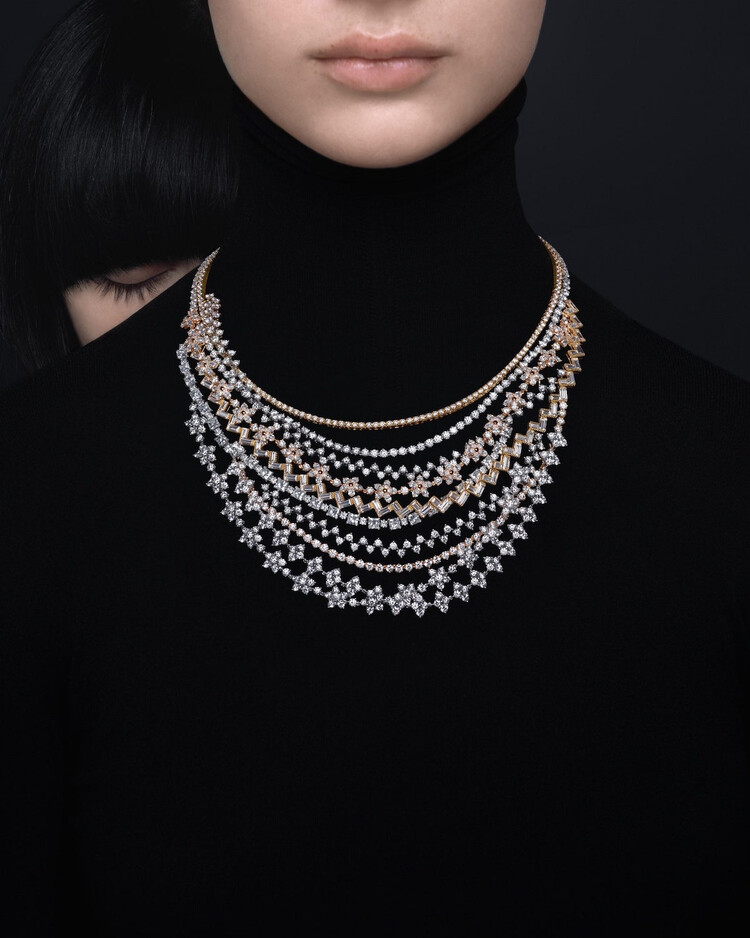 Колье Multi Galons от Dior воспевает сочетание бриллиантов и металла
