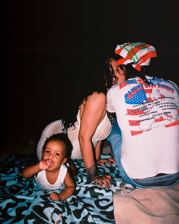 A$AP Rocky и Рианна празднуют первый день рождения своего сына RZA