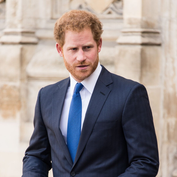 Принц Гарри подал в суд на издание Daily Mail, раскрывшее обстоятельства его визита в Лондон