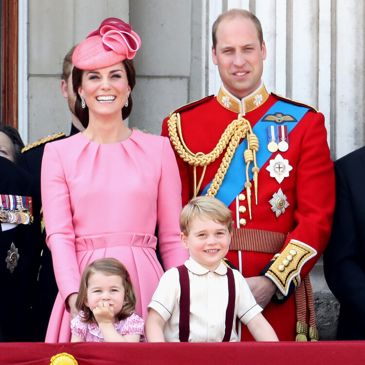 Принц Уильям рассказал, что у Джорджа, Шарлотты и Луи, есть особые рождественские традиции с их кузенами