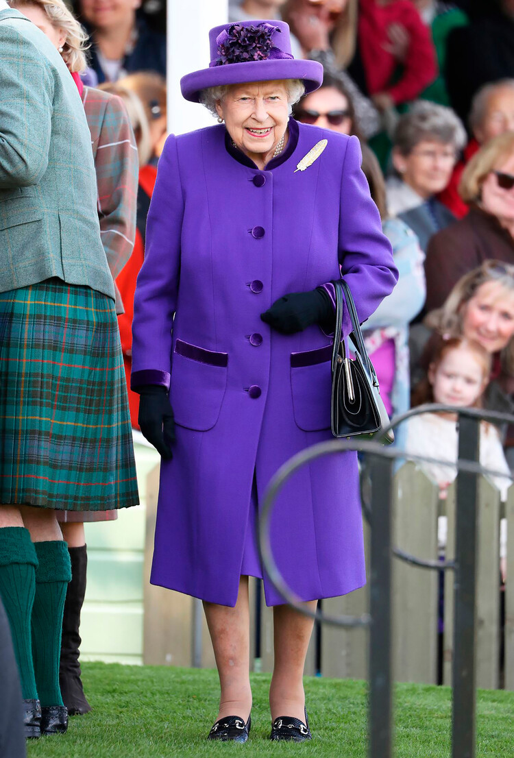 Королева Елизавета II на Играх Бремар-Хайленд-2019 07 сентября 2019 года в Бремаре, Шотландия
