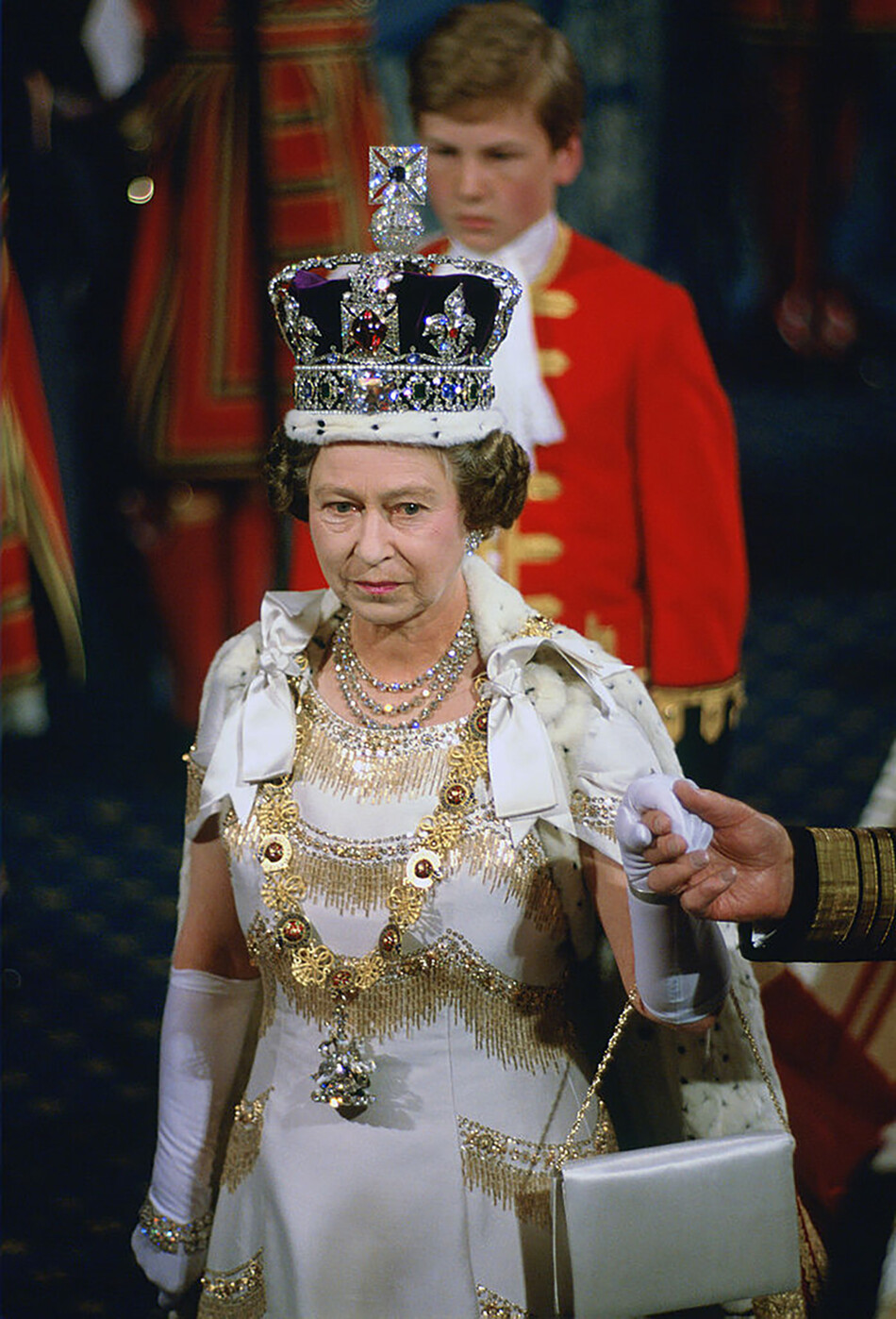 Королева Елизавета на во время государственного открытия парламента в 1987 году, Лондон, Великобритания
