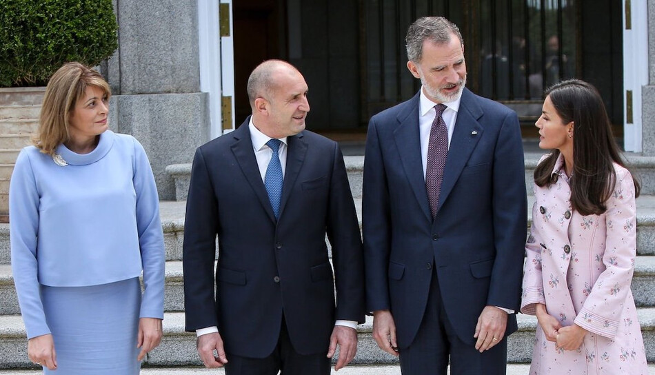 Испанские королевские особы устроили обед для президента Болгарии и его супруги, 2022