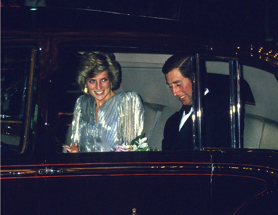 Принцесса Диана и принц Чарльз на премьере фильма &laquo;Вид на убийство&raquo; на Одеон-Лестер-сквер, Лондон, июнь 1985 года 