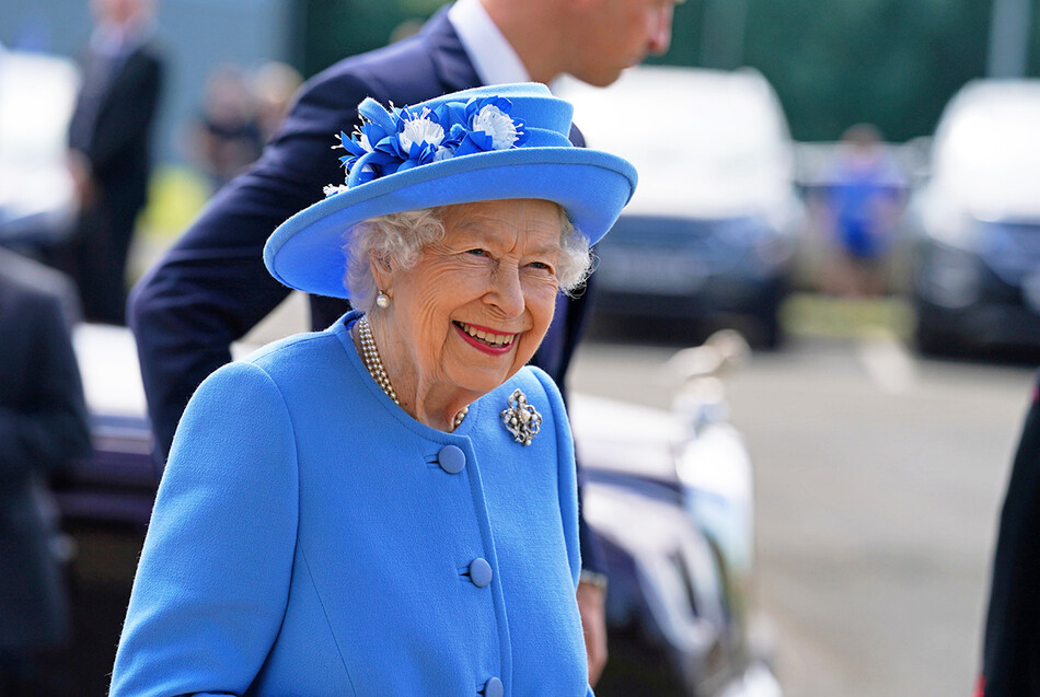 Елизавета II готовит большой праздник к 40-летию своего внука принца Уильяма