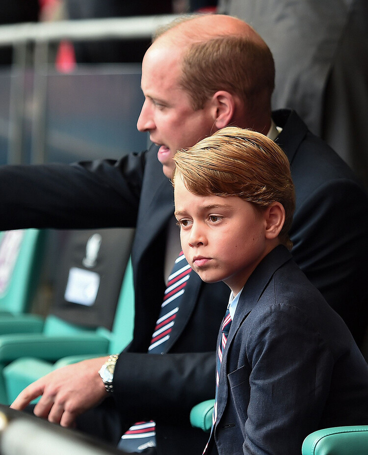 Принц Джордж и принц Уильям на матче Евро-2020