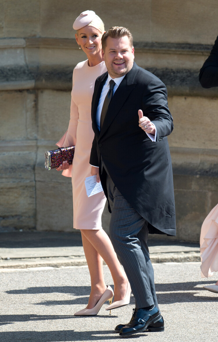 Джулия Кэри и Джеймс Корден на свадьбе принца Гарри и Меган, 2018