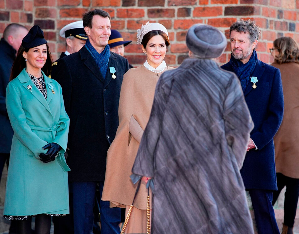 Prince-Joachim-in-love-with-Princess-Mary-03-Mainstyle.jpg