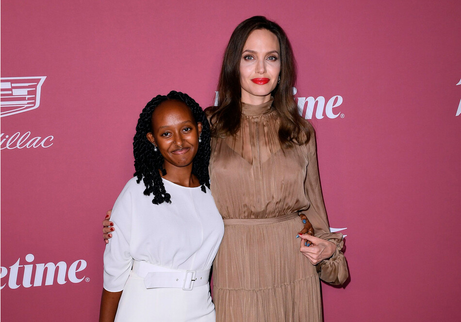 Дочь Анджелины Джоли поступила в престижный колледж для темнокожих