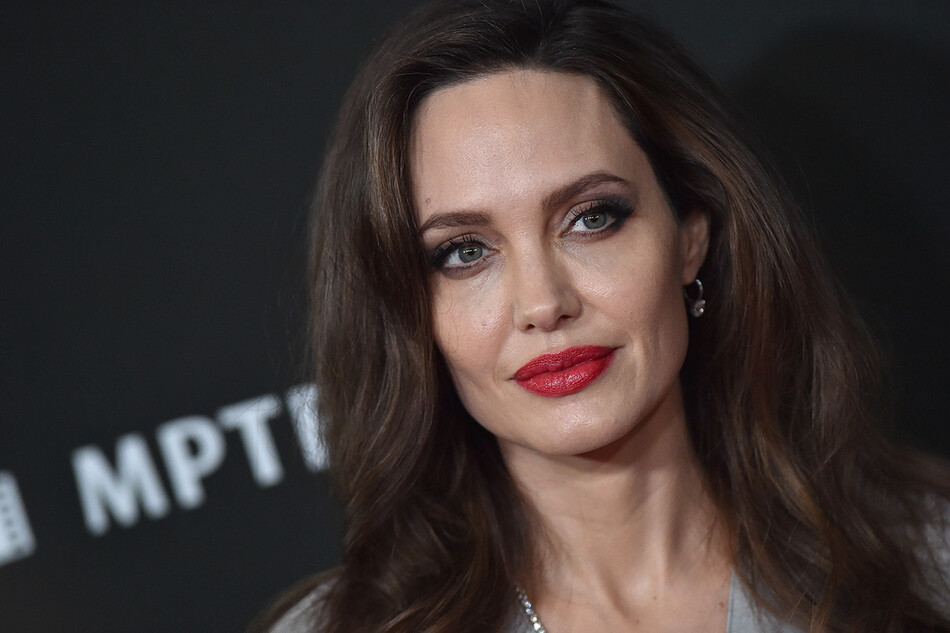 Анджелина Джоли завела аккаунт в Instagram