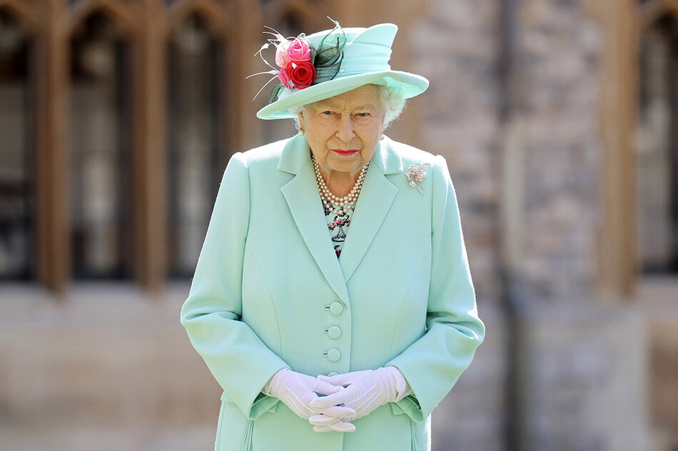 Американский таблоид принёс извинения за ложную новость о смерти королевы Елизаветы II