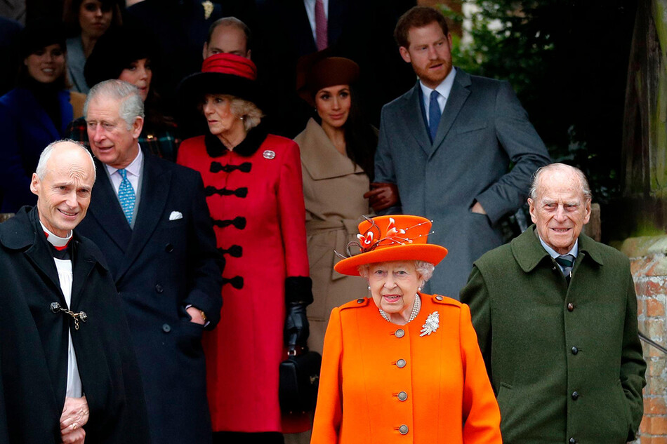 Елизавета II и принц Филипп после Рождественской службы, 2019