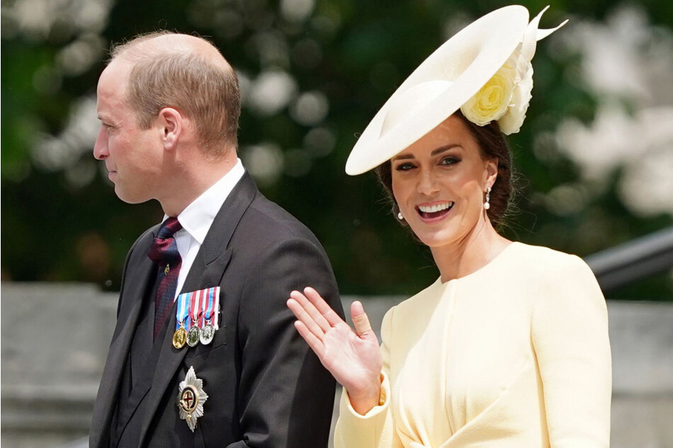 Кейт Миддлтон и принц Уильям покидают юбилейную службу благодарения в соборе Святого Павла в Лондоне, во второй день Празднование платинового юбилея королевы Елизаветы II, 2022