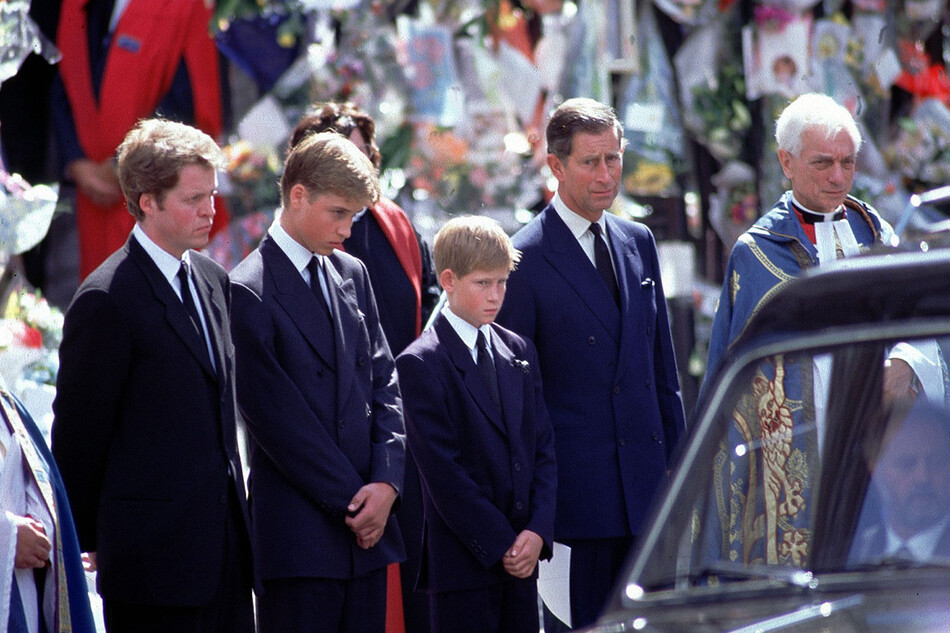 Чарльз Спенсер, принц Уильям, принц Гарри и принц Чарльз, 1997