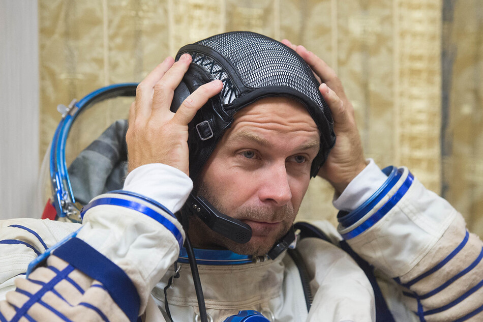 Кинорежиссёр Клим Шипенко на тренировке перед экспедицией на Международную космическую станцию на космодроме Байконур в Казахстане, 19 сентября 2021 года